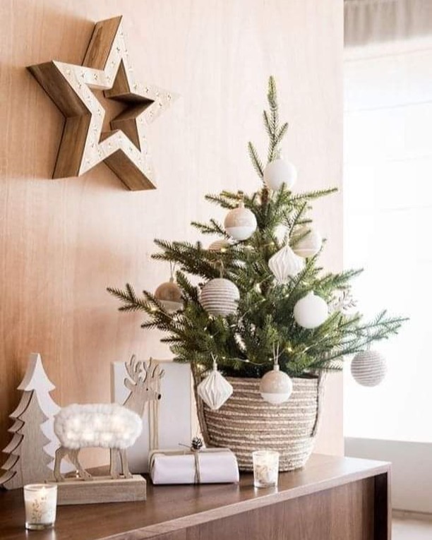 Instagram-🌟✨ El fascinante vínculo entre las Navidades y las flores artificiales 🎄🌺 zaraplant flores plantas artificiales
