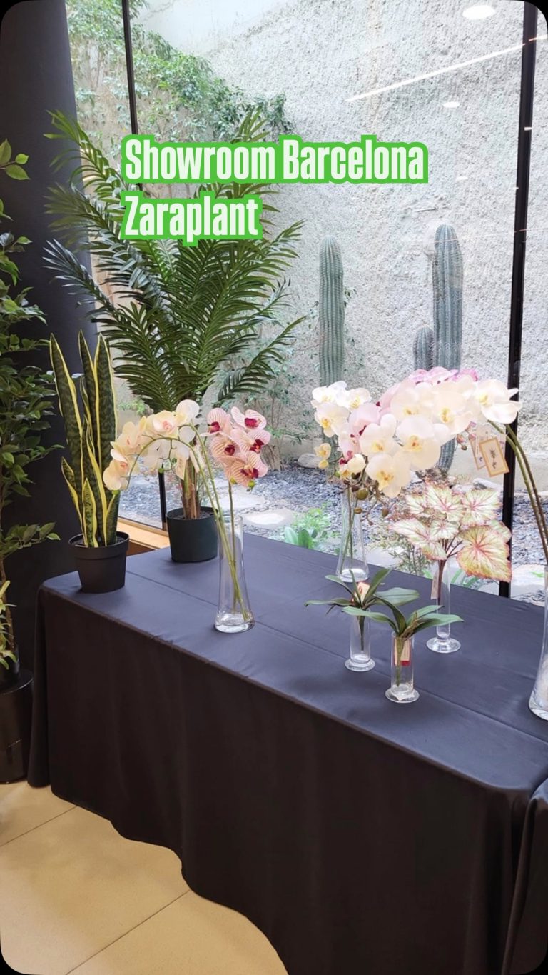 Instagram-Hoy ha comenzado nuestro Showroom en Barcelona. zaraplant flores plantas artificiales